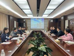 洛阳市商务局局长吕宗乐一行莅临星空官方网页版调研指导工作